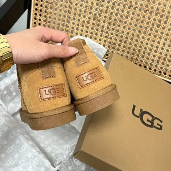 UGG Classic Ultra Mini Boots chestnut - Picture 6 of 7